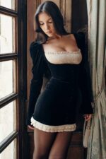 House of CB одећу 68JT132 азариа црна и винтаге крем мини хаљина - Image 2