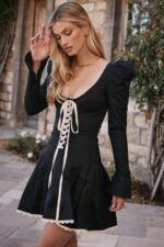 House of CB одећу 68JT161 лариса црно-крем плисирана мини хаљина - Image 2