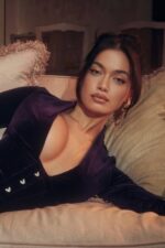 House of CB одећу 68JT327 дахна тамнољубичаста хаљина од сомота - Image 14