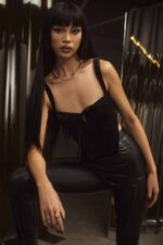 House of CB одећу 68JT99 ааила горњи део корзета у облику црног сомота - Image 2